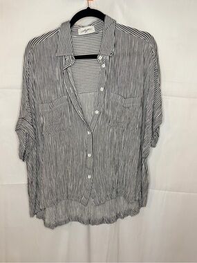 Carly Jean Los Angeles Black & White Striped Button-Up Shirt
